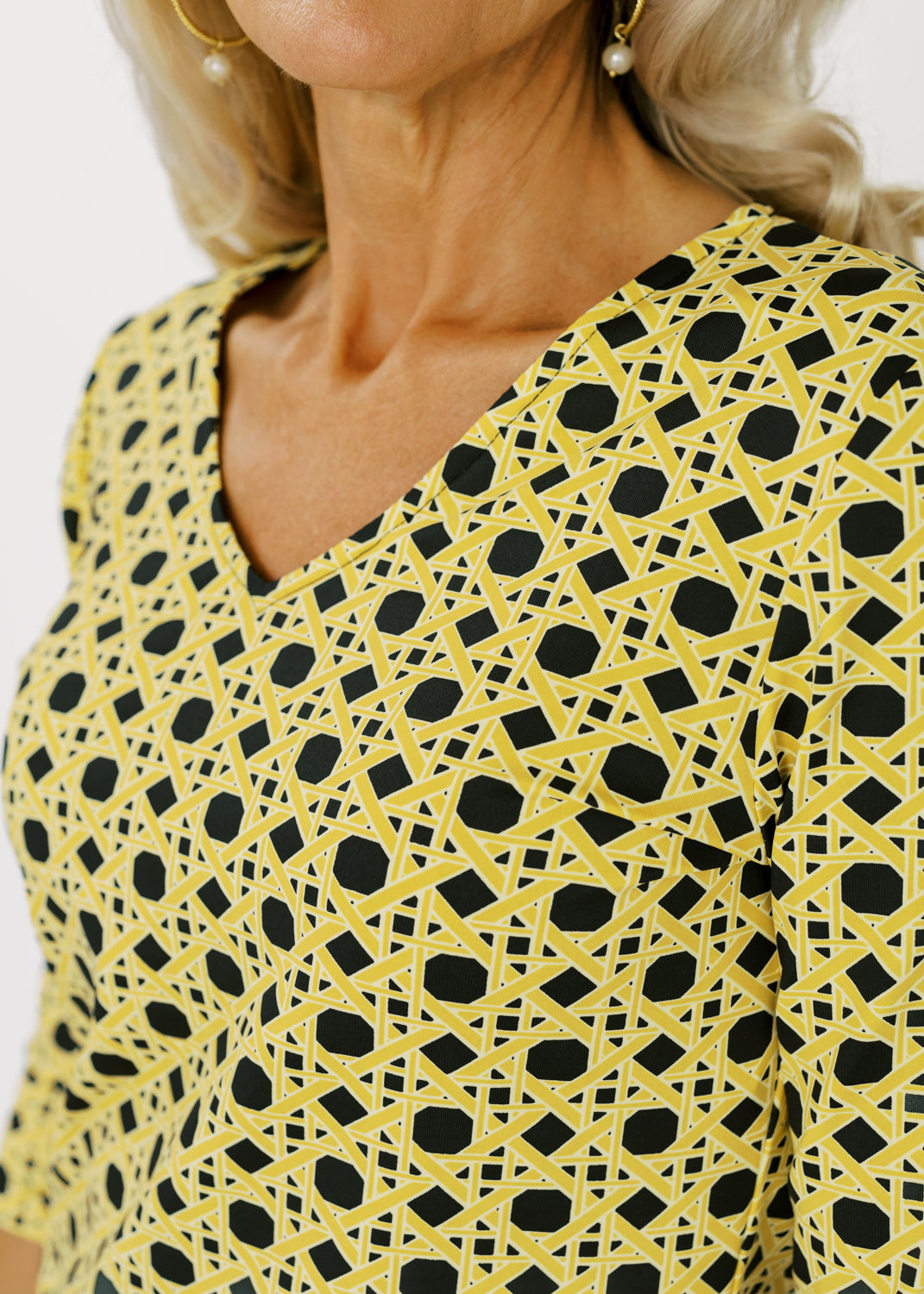 V-Crew Tee - Vanderbilt Boca Grande Cane Black/Gold