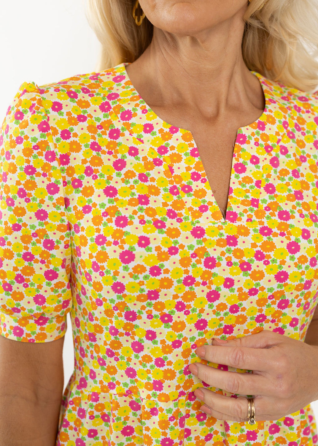 Louisa Short Sleeve Dress - Field of Dahlias XS